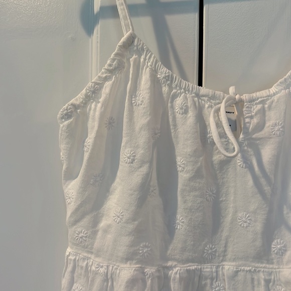 Old Navy Size XS Tank top - Picture 2 of 5